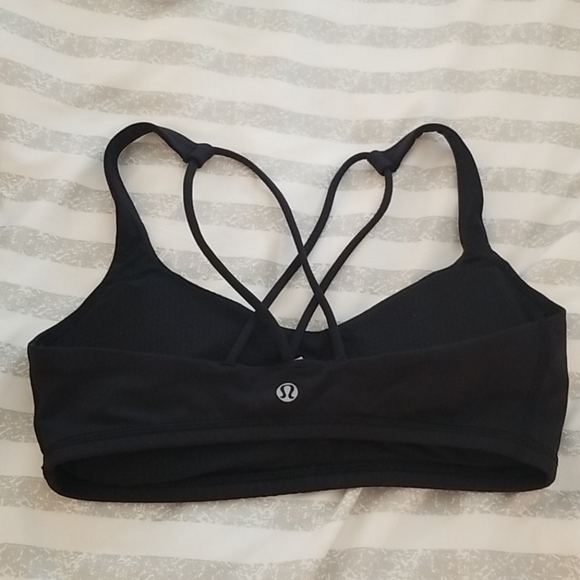 lululemon athletica Other - Lululemon Sports Bra size 6